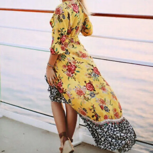 FARM rio yellow maxi wrap dress. Size medium - Picture 6 of 10